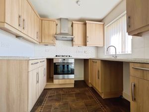 Kitchen- click for photo gallery